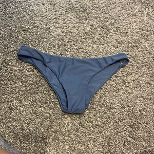 Cheeky bikini bottoms